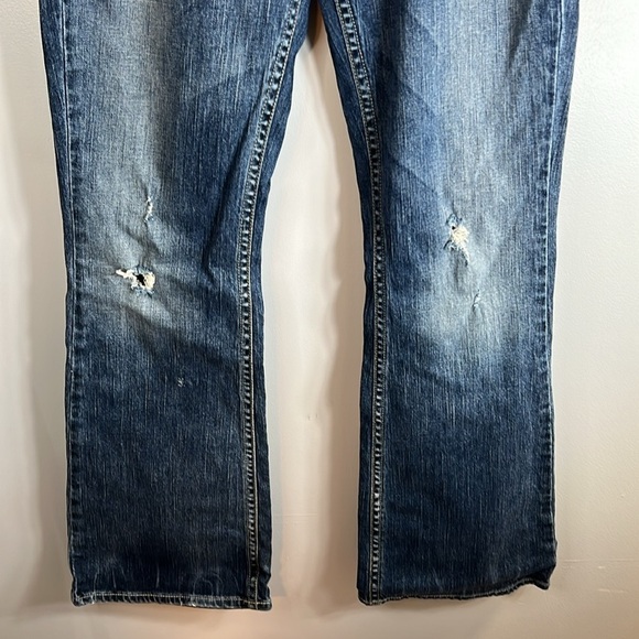 SILVER Aiko Distressed Jeans Size 31x33 Low Rise Bootcut - Picture 5 of 13